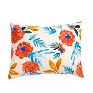 Pioneer Woman Floral Medallion Pair Of Pillow Shams Standard Size Set Of 2 New